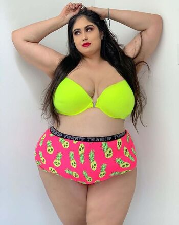 Full leaked Nikki apostolou private onlyfans photo