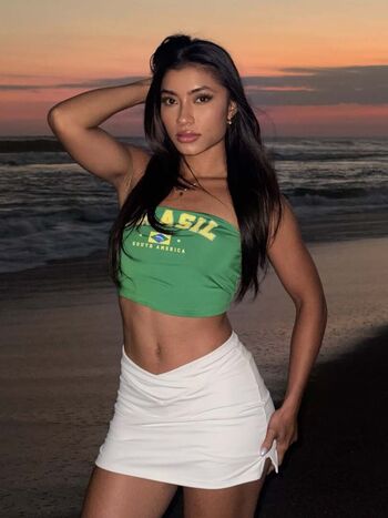 Full leaked Okyyoliviaa private onlyfans photo