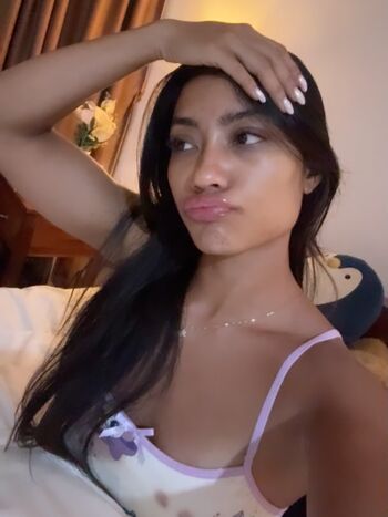 Full leaked Okyyoliviaa private onlyfans photo