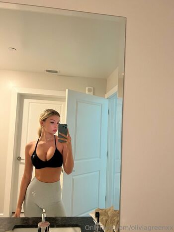 Full leaked Oliviagreenxx private onlyfans photo