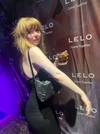 Full leaked Prnpixie private onlyfans photo