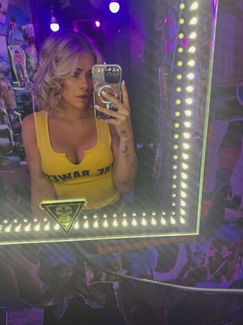 Paige Vanzant