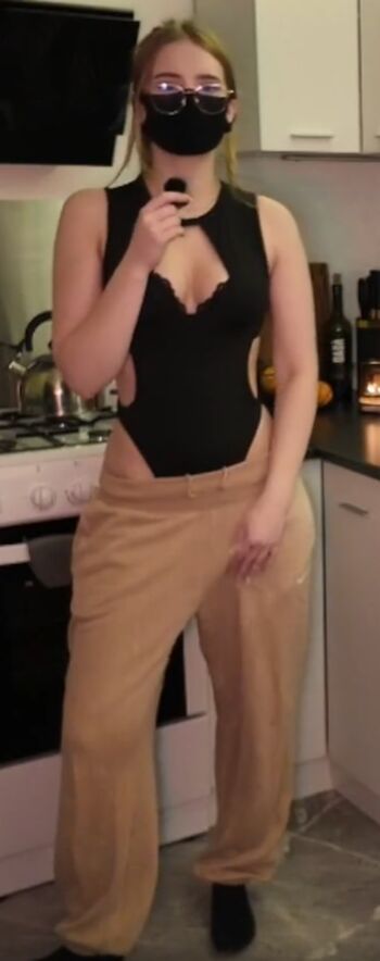 Full leaked Perlinna private onlyfans photo