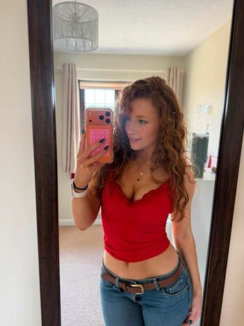 Full leaked Phoebeisginger page private onlyfans photo