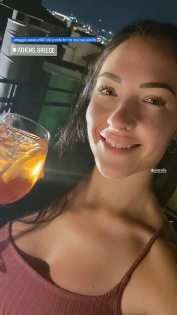 Full leaked Pilotemilie page private onlyfans photo
