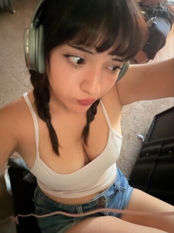 Full leaked Plummoment page private onlyfans photo