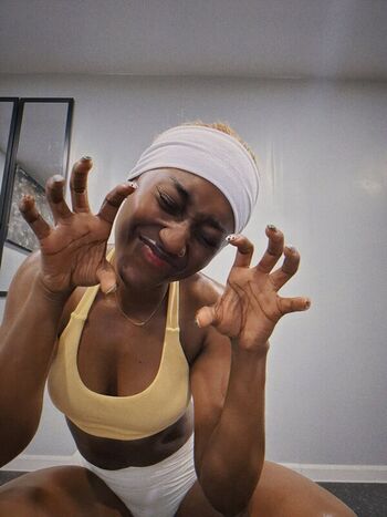 Full leaked Queen aminata private onlyfans photo