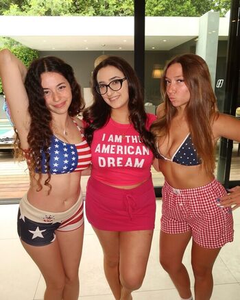 Full leaked Qveenjulia private onlyfans photo