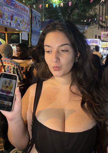 Full leaked Raquel private onlyfans photo
