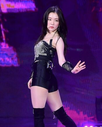 Full leaked Red velvet private onlyfans photo