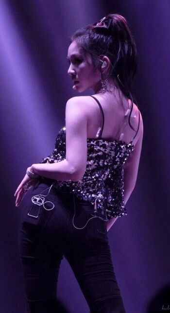 Full leaked Red velvet private onlyfans photo