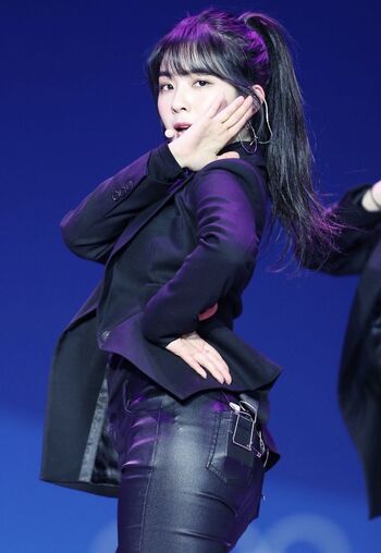 Full leaked Red velvet page private onlyfans photo