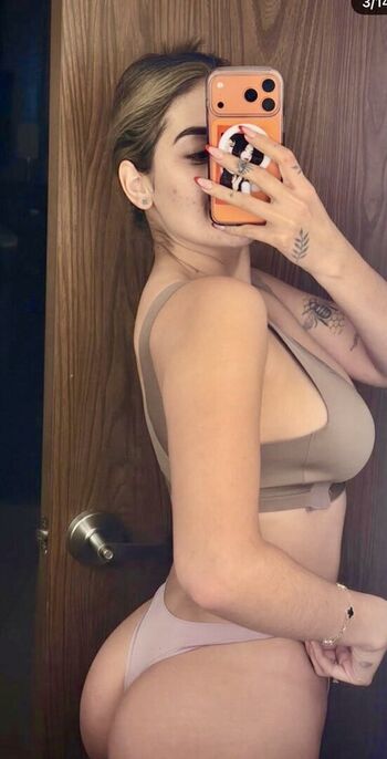 Full leaked Reyna rivera private onlyfans photo