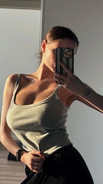 Rita Flores