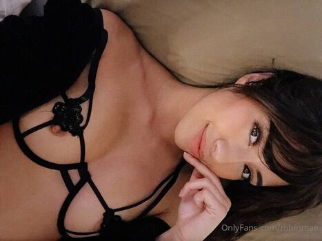 Full leaked Robin mae private onlyfans photo