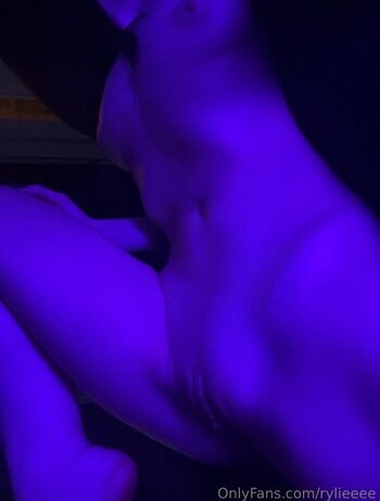 Full leaked Rylieeee private onlyfans photo