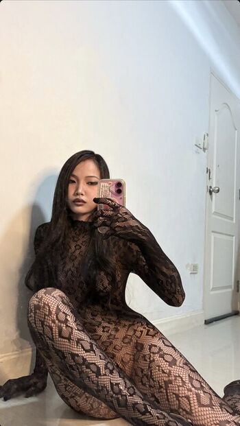 Full leaked S suikaa private onlyfans photo