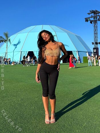 Full leaked Sabrine khan private onlyfans photo