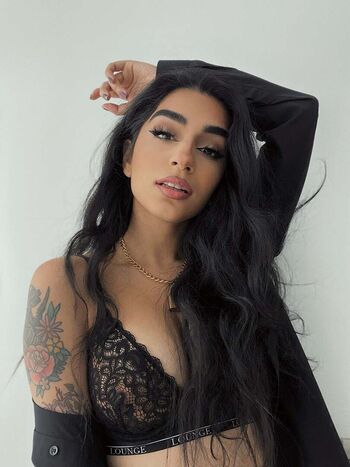 Full leaked Sairas pooks private onlyfans photo