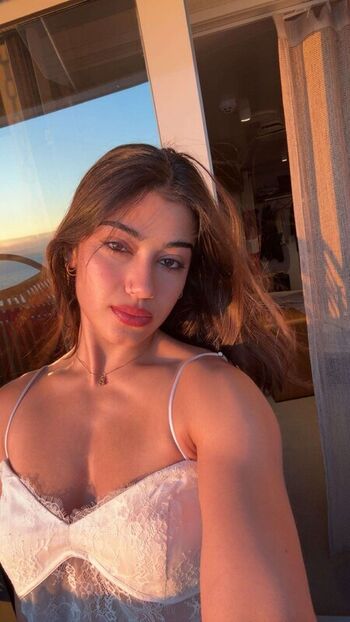Full leaked Sara saffari page private onlyfans photo