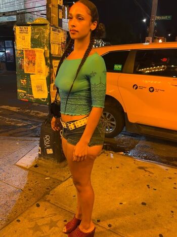 Full leaked Sarina page private onlyfans photo