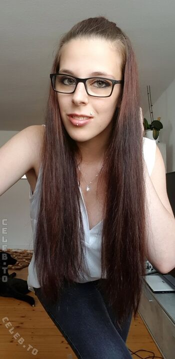 Full leaked Senta kristall private onlyfans photo