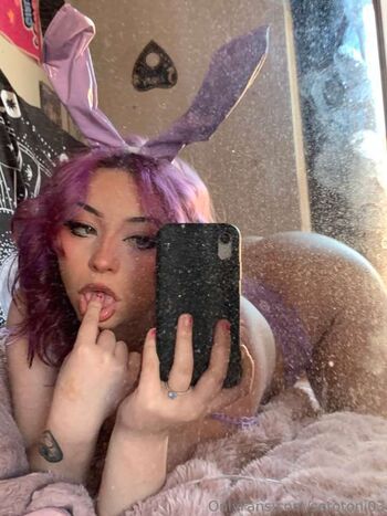 Full leaked Serotoni private onlyfans photo