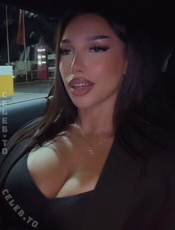 Full leaked Shakiravv private onlyfans photo