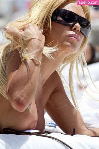 Full leaked Shauna sand private onlyfans photo