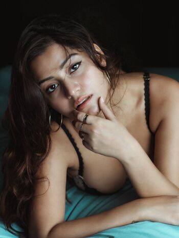 Full leaked Simran kaur private onlyfans photo