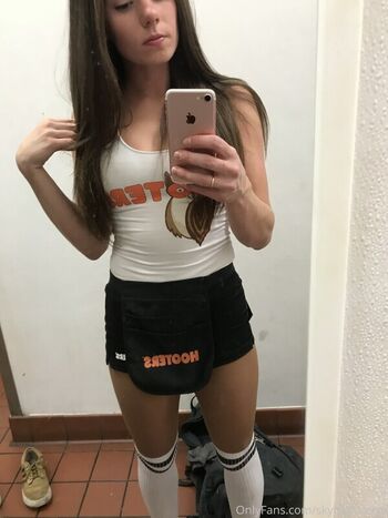 Full leaked Skyhighsierra private onlyfans photo