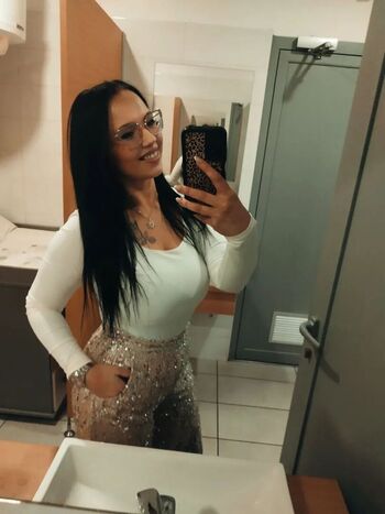 Full leaked Slavonski brod private onlyfans photo