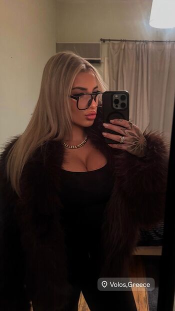 Full leaked Sofia iaderosa private onlyfans photo