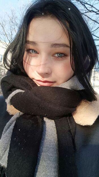 Full leaked Sonyaployka private onlyfans photo