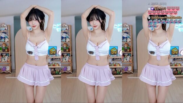 Full leaked Sooflower page private onlyfans photo