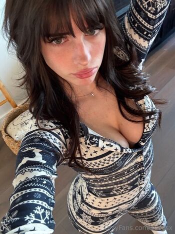 Full leaked Soogsx private onlyfans photo