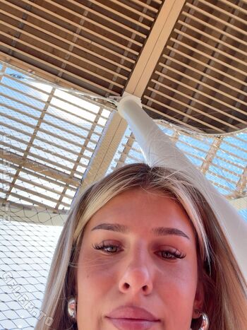 Full leaked Sophie schnur private onlyfans photo