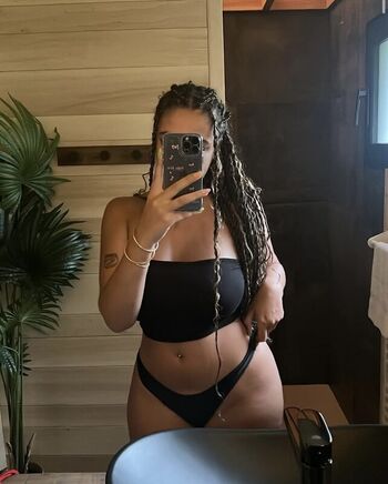 Full leaked Spicyhoney private onlyfans photo