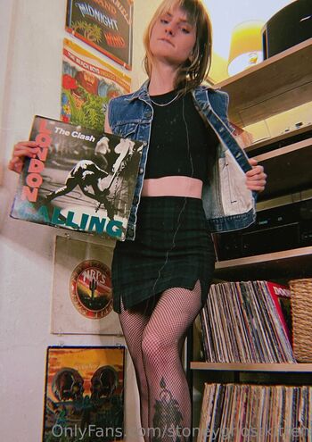 Full leaked Stoneyghostkitten private onlyfans photo