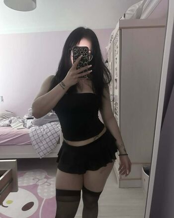 Full leaked Sudemwah private onlyfans photo