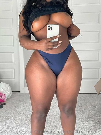 sultry_nicole