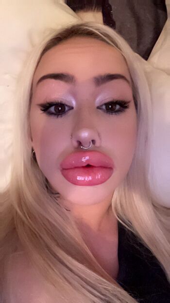 Full leaked Sum r private onlyfans photo