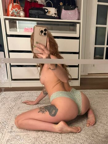 Full leaked Tabsx private onlyfans photo