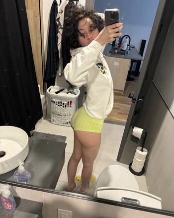 Full leaked The definitive petite with an ass megathread page private onlyfans photo