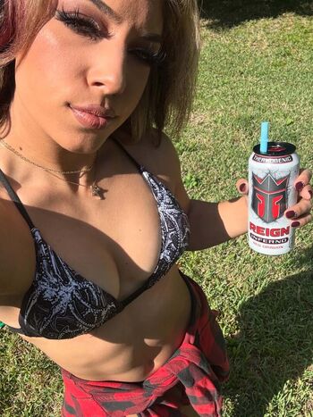 Full leaked Thea hail page private onlyfans photo