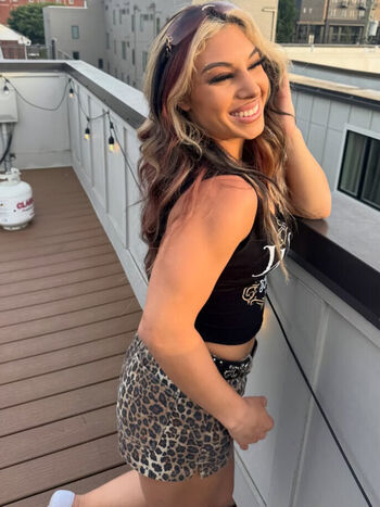 Full leaked Thea hail private onlyfans photo