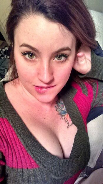 Full leaked Thenuggetlady private onlyfans photo