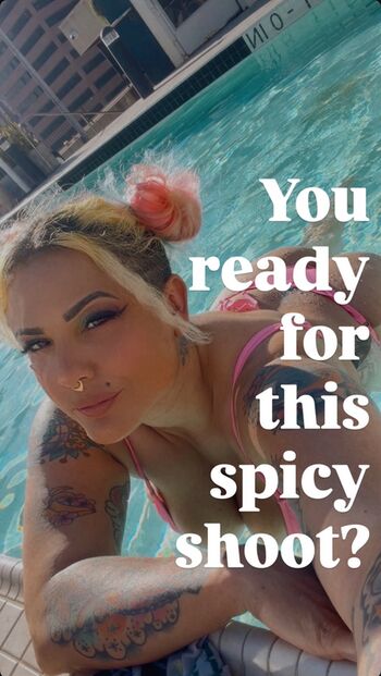 Full leaked Thezombiunicorn private onlyfans photo
