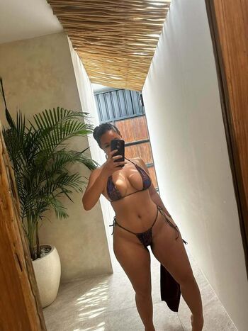 Full leaked Thick asian women private onlyfans photo