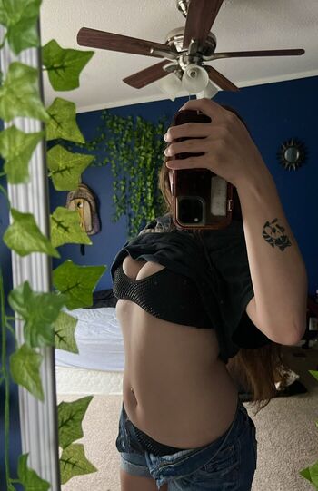 Full leaked Urgoonettegf private onlyfans photo